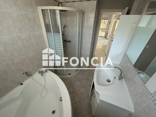 Location Appartement 4 pièces 80.8 m² - Digne-les-bains 04000