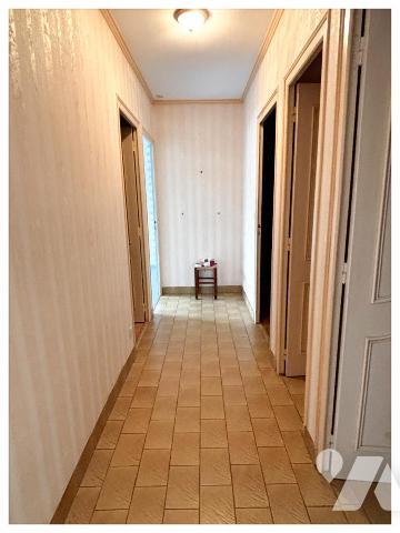 Maison de plain pied à Montreuil-Juigné 