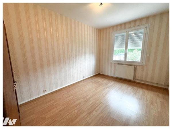 Maison de plain pied à Montreuil-Juigné 