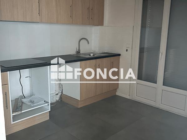Location Appartement 3 pièces 63.45 m² - 120 ROUTE DE LA CADIERE Saint Cyr Sur Mer 83270