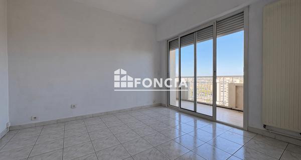Location Appartement 4 pièces 102.4 m² - Toulon 83000