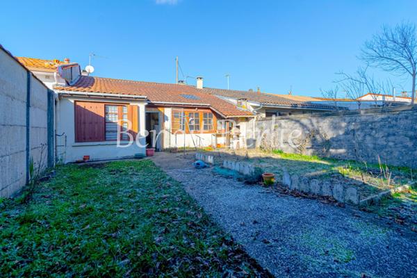 Echoppe de 70 m² à rénover