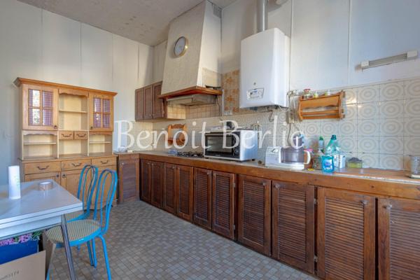 Echoppe de 70 m² à rénover