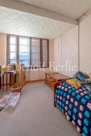 Echoppe de 70 m² à rénover