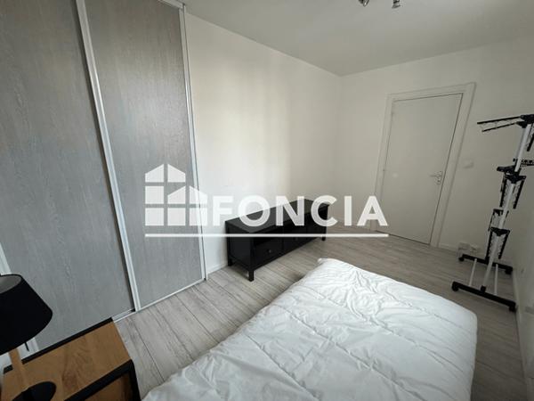 Location Appartement 3 pièces 89.65 m² - 62 PLACE DROUET D'ERLON Reims 51100