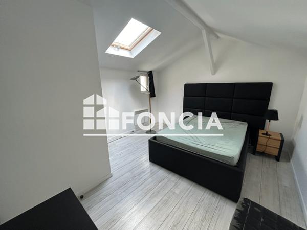 Location Appartement 3 pièces 89.65 m² - 62 PLACE DROUET D'ERLON Reims 51100