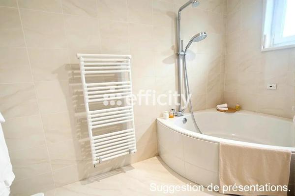 Maison 7 pièces - 186 m²