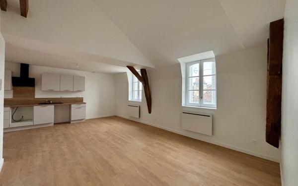 Appartement à louer    4 pièces • 69,16 m2 Poitiers