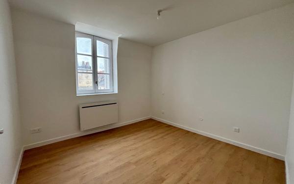Appartement à louer    4 pièces • 69,16 m2 Poitiers