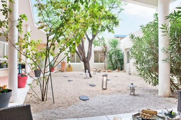 INVESTISSEMENT LOCATIF – MARIGNANE – Résidence EHPAD Les Amandiers – 6,29% de rentabilité