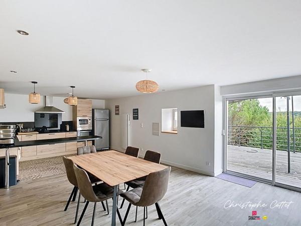 Maison de ville 2 chambres - terrasse panoramique - Chauvigny