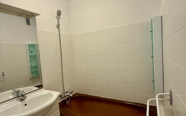 Appartement à louer    3 pièces •  Clamart