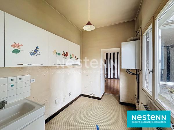 APPARTEMENT DEUX CHAMBRES QUARTIER SAINT MICHEL AVEC JARDIN PRIVATIF