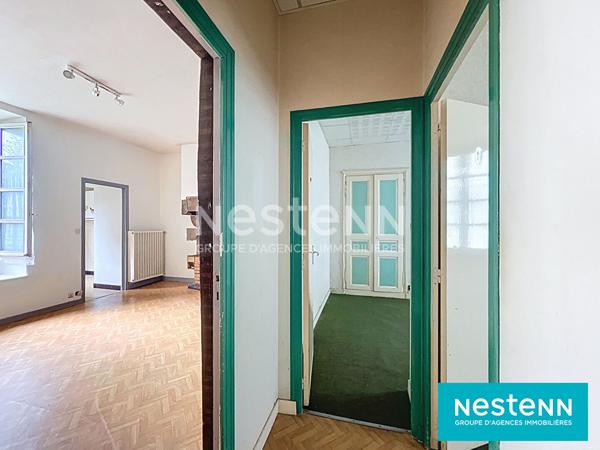 APPARTEMENT DEUX CHAMBRES QUARTIER SAINT MICHEL AVEC JARDIN PRIVATIF