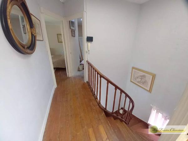 Vente immobilière : Propriété à Aigre  7 pièces 171 m² 283 500 €- FONCIERE CHARENTAISE AIGRE.