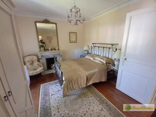 Vente immobilière : Propriété à Aigre  7 pièces 171 m² 283 500 €- FONCIERE CHARENTAISE AIGRE.