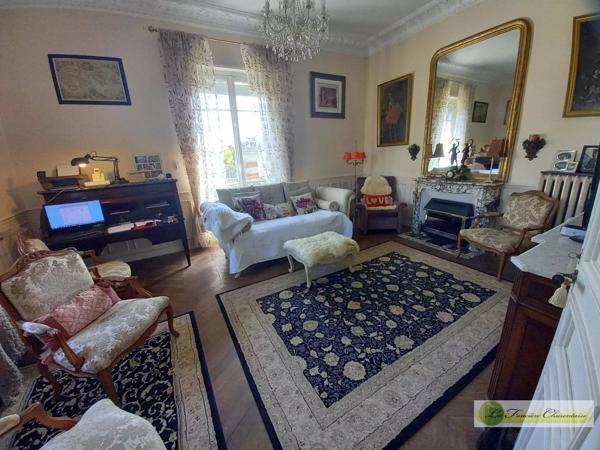 Vente immobilière : Propriété à Aigre  7 pièces 171 m² 283 500 €- FONCIERE CHARENTAISE AIGRE.