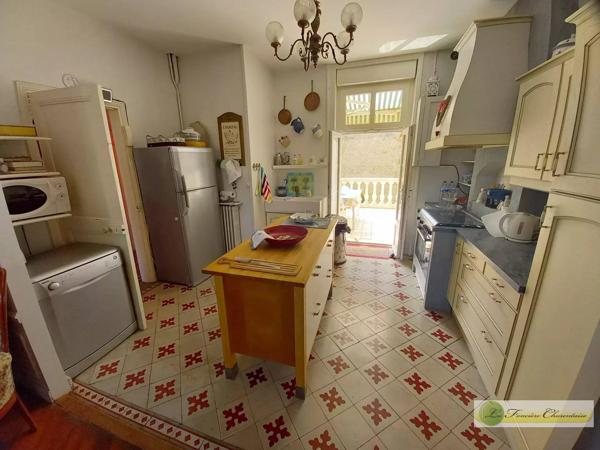 Vente immobilière : Propriété à Aigre  7 pièces 171 m² 283 500 €- FONCIERE CHARENTAISE AIGRE.