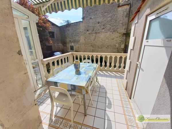 Vente immobilière : Propriété à Aigre  7 pièces 171 m² 283 500 €- FONCIERE CHARENTAISE AIGRE.