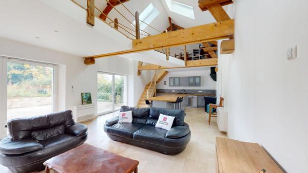 Maison 170 m2  4 chambres Prix : 230 000