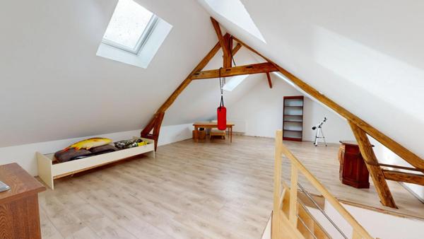 Maison 170 m2  4 chambres Prix : 230 000