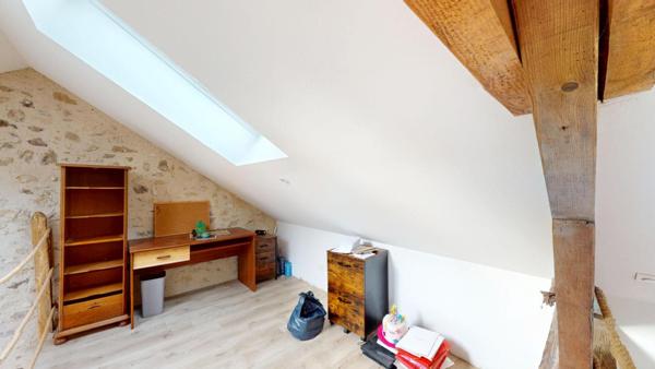 Maison 170 m2  4 chambres Prix : 230 000