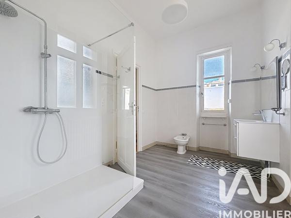 Maison à vendre 7 pièces 179 m² Pau