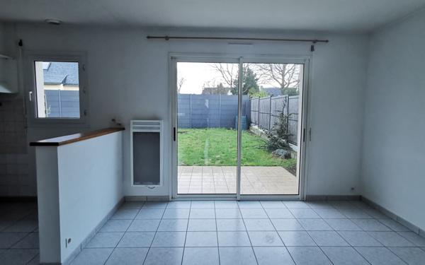 Maison à vendre    3 pièces •  Séné