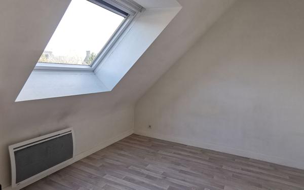 Maison à vendre    3 pièces •  Séné