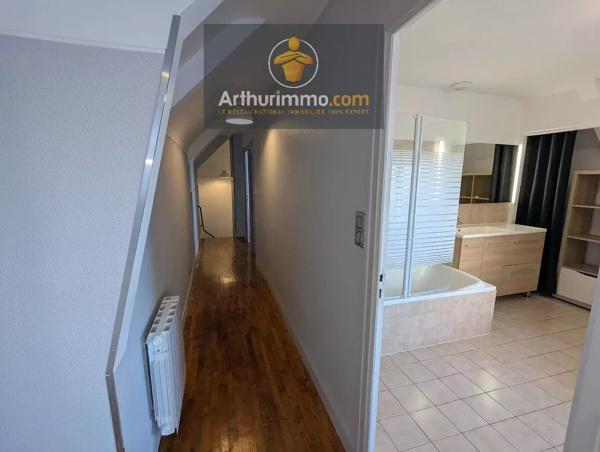 Location Maison 4 pièces 102 m2 à Pleugriffet