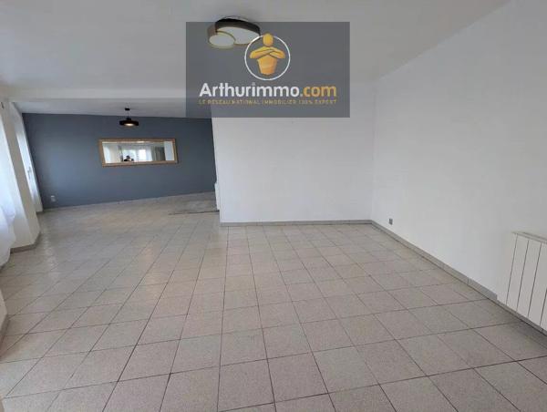 Location Maison 4 pièces 102 m2 à Pleugriffet