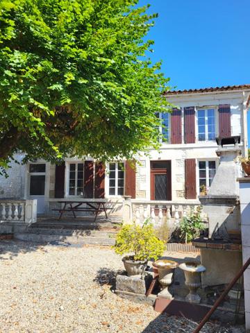 Maison de village