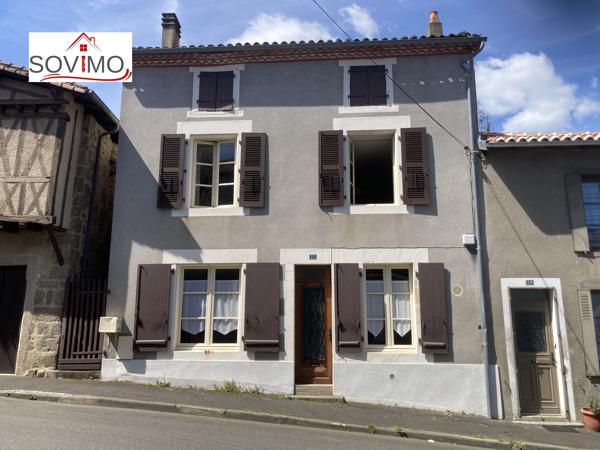 SPACIEUSE MAISON DE CENTRE VILLE AVEC JARDIN