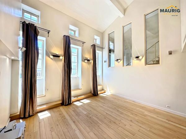 Maison de Standing centre ville Marmande 47200, 2 suite parentales, jardin et garage.