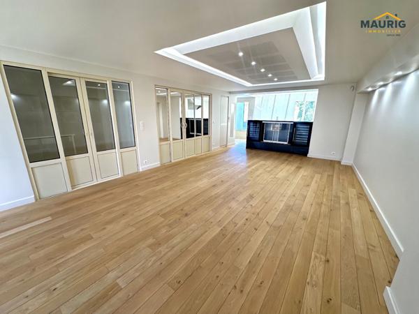 Maison de Standing centre ville Marmande 47200, 2 suite parentales, jardin et garage.