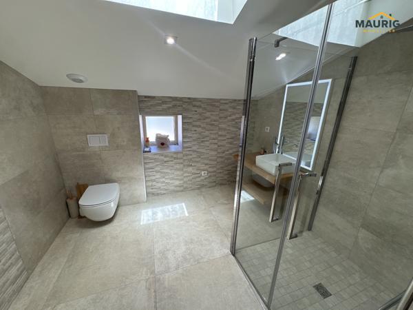 Maison de Standing centre ville Marmande 47200, 2 suite parentales, jardin et garage.