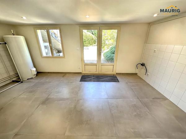 Maison de Standing centre ville Marmande 47200, 2 suite parentales, jardin et garage.