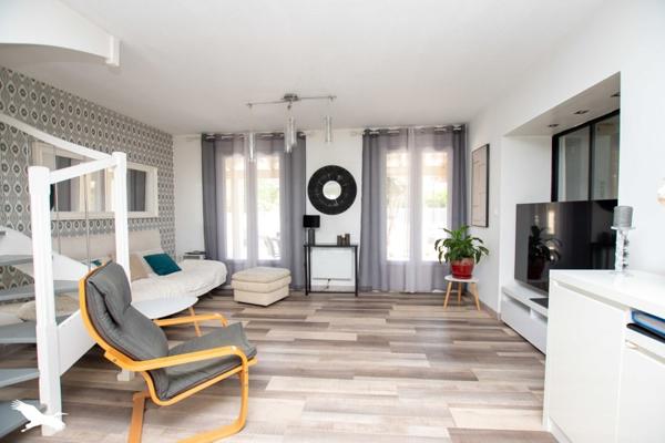 Maison à vendre 430 000 € Pins-Justaret 6 p 156,8 m² DPE C
