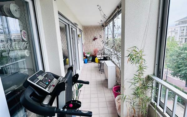 Appartement à vendre    4 pièces • 97,35 m2 Saint-Gratien