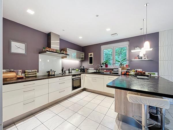 Maison 7 pièces 161m² en impasse