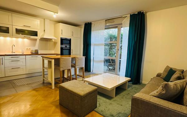 Appartement à louer    2 pièces • 44,21 m2 Nanterre