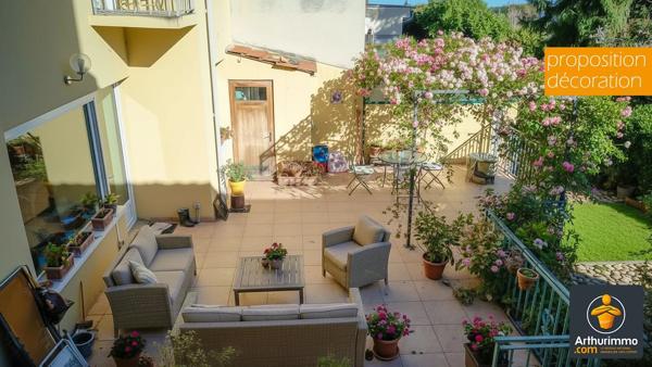 Vente                                                      Maison
                        
                     4 pièces                      85 m2                     à Oullins