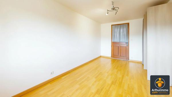 Vente                                                      Maison
                        
                     4 pièces                      85 m2                     à Oullins