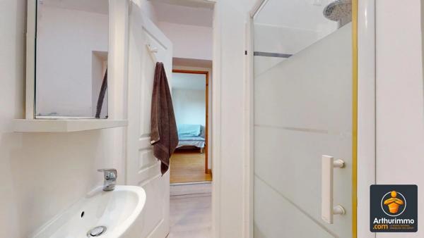 Vente                                                      Maison
                        
                     4 pièces                      85 m2                     à Oullins