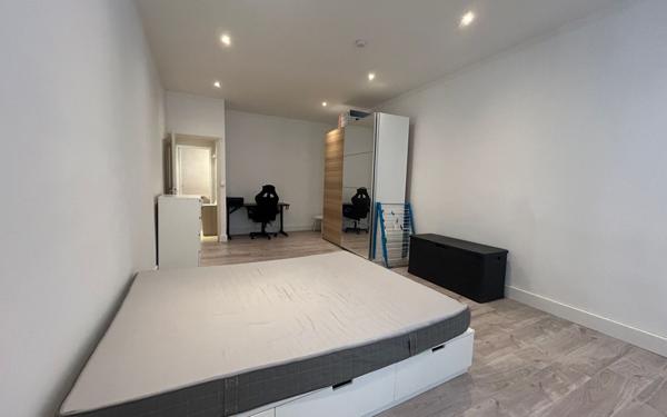 Appartement à louer    2 pièces • 57,74 m2 Toulon