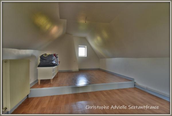 Périgourdine en pierres, rénovée, 3 chambres et un bureau sur terrain de 1820 M2 environ