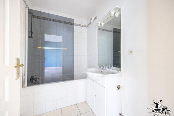 NANTES SAINT-DONATIEN - T2 DE 40,42 M² AVEC BALCON ET PARKING SÉCURISÉ , Nantes