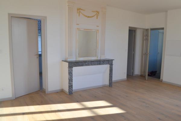 Appartement 4 pièces à louer Châtellerault - 86100 / Réf: 528