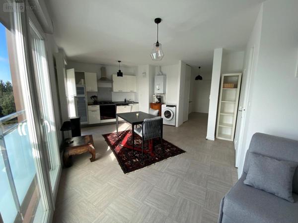 Appartement à louer à Saint-Herblain en Loire-Atlantique (44800), ref : 44028-L22   
Crémetterie
