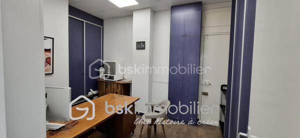 Local commercial de 80,11 m²